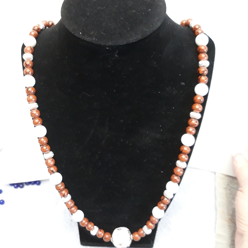 HAND MADE NECKLACE